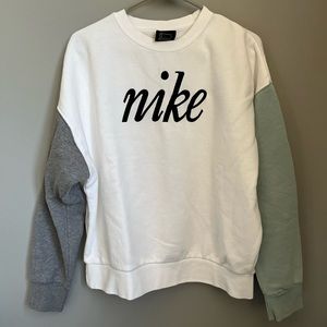 Vintage Nike color block crewneck